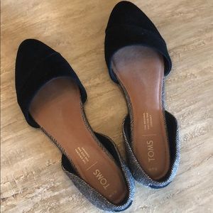 TOM’s EUC black flats
